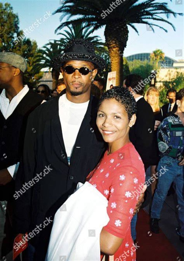 Damon Wayans Wife: Unraveling the Life of a Comedy Icon's Partner