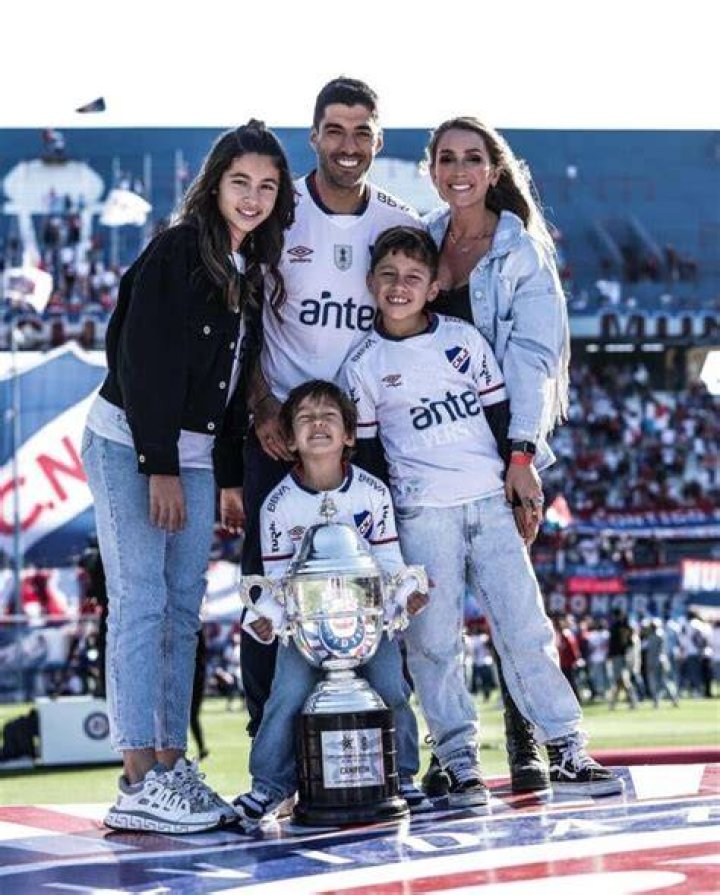Delfina Suarez Age: The Rising Star of Social Media