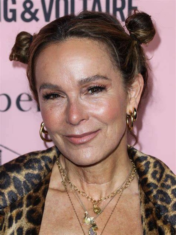 Discovering the Age of Actress Jennifer Grey: A Comprehensive Guide