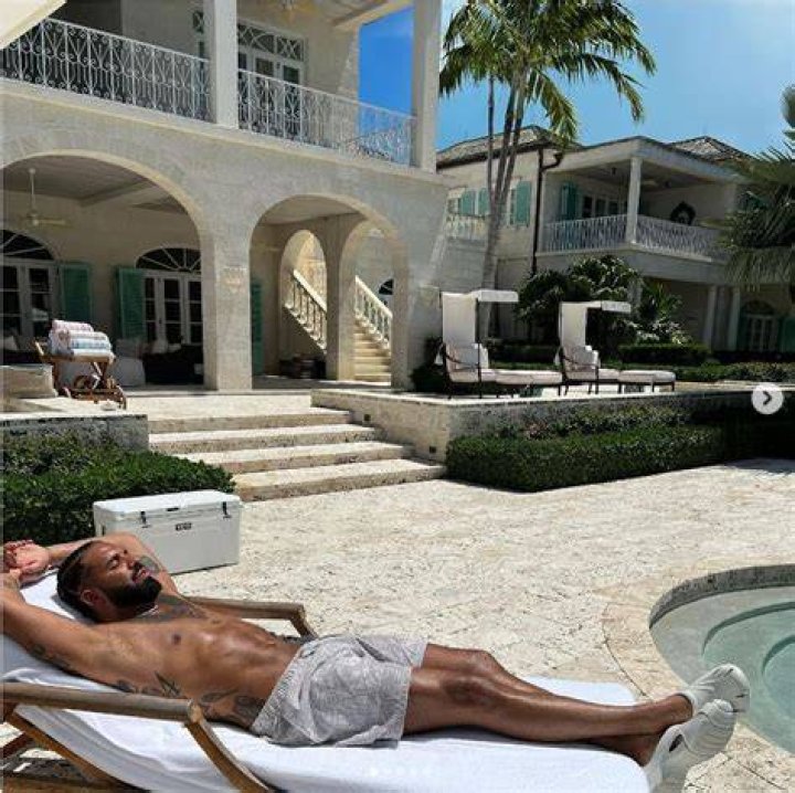 Drake House: Exclusive Photos &amp; Details