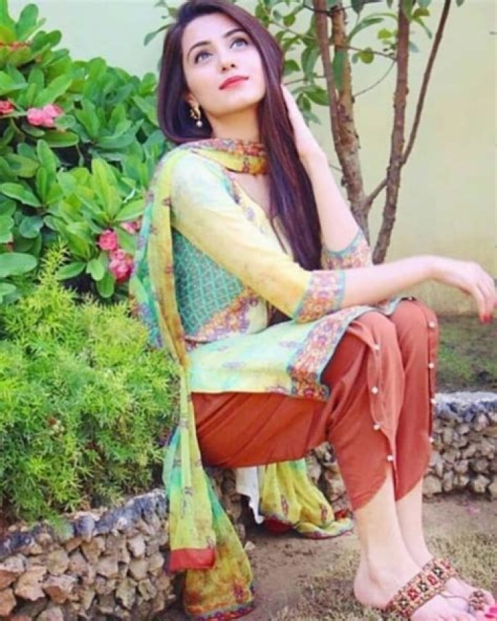 Exploring the Allure of New Pakistani Sexy Trends
