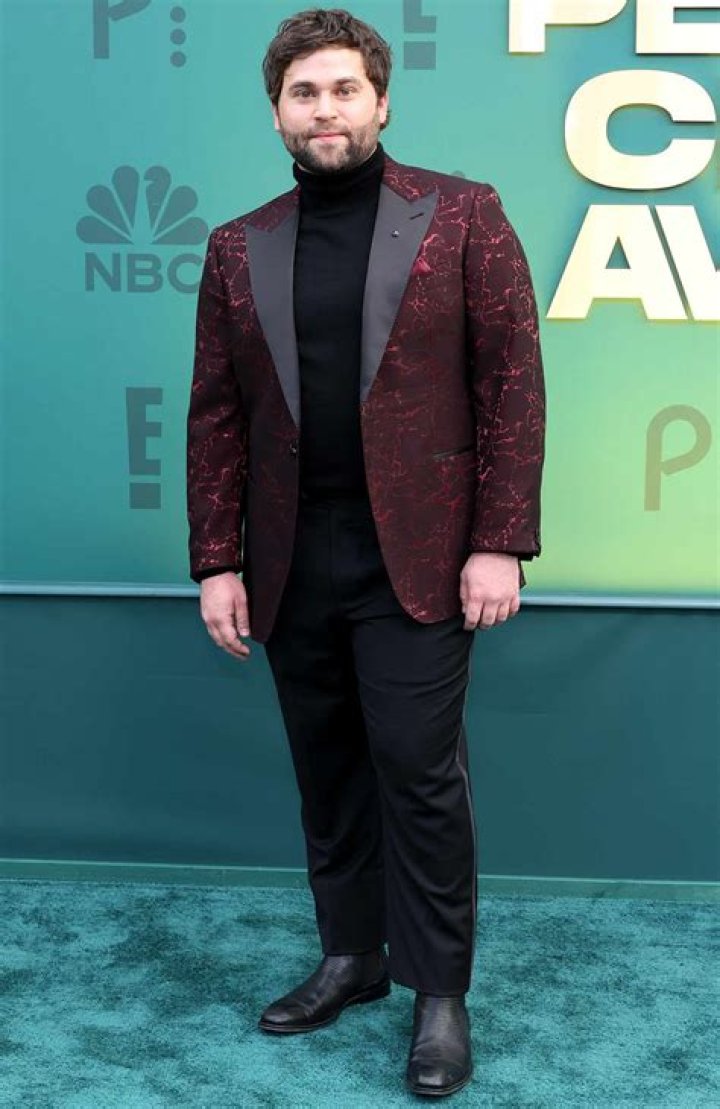 Jake Borelli: The Rising Star of 2024