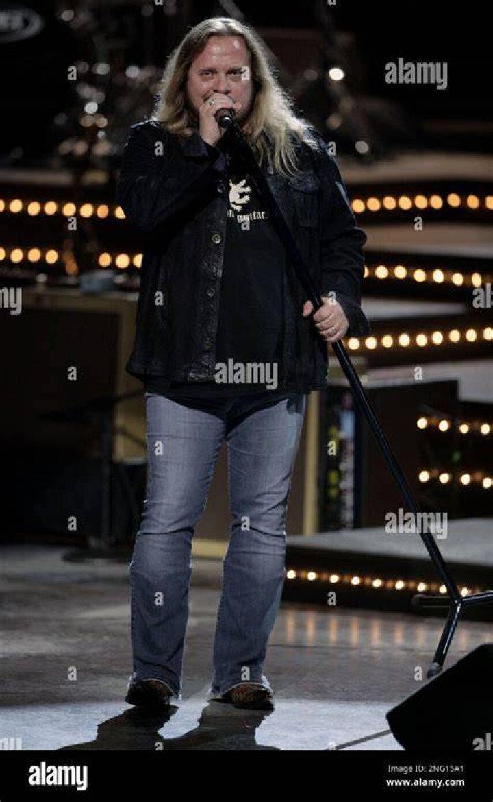 Legendary Ronnie Van Zant: The Lynyrd Skynyrd Singer