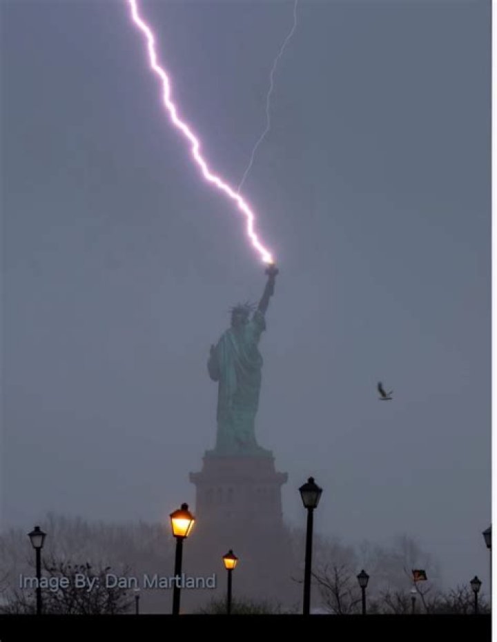 Lightning Strikes Statue of Liberty: Shocking Photos & Videos