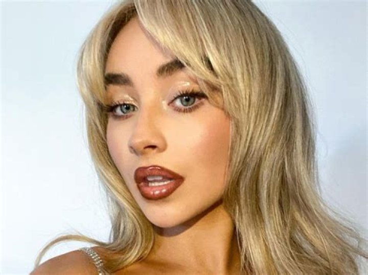 Sabrina Carpenter's Height and Weight: The Numbers Behind the Star