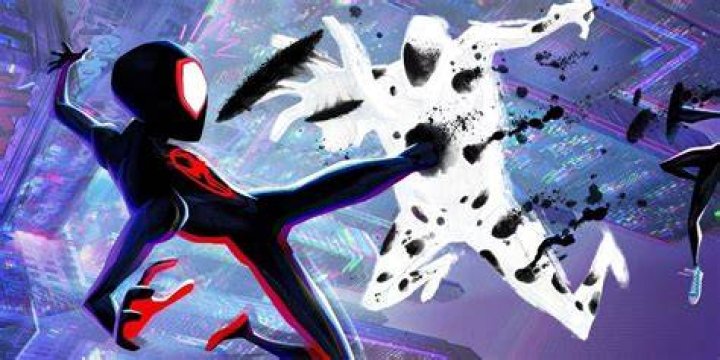 Tom Holland's Diving Suit: A Glimpse into the Aquatic Adventures of the Spidey Star