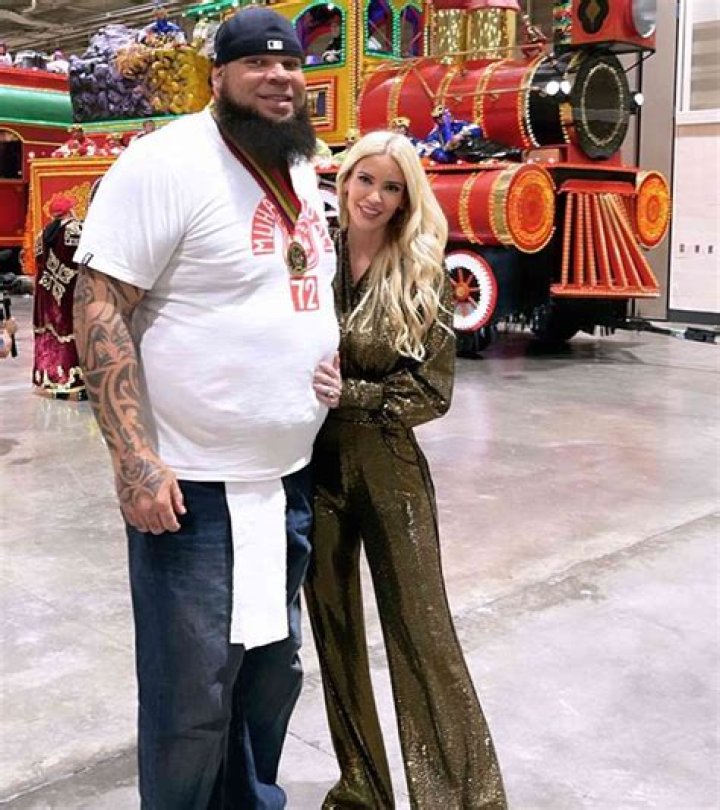 Tyrus Wife Picture: A Deep Dive into the Life and Relationship of Tyrus