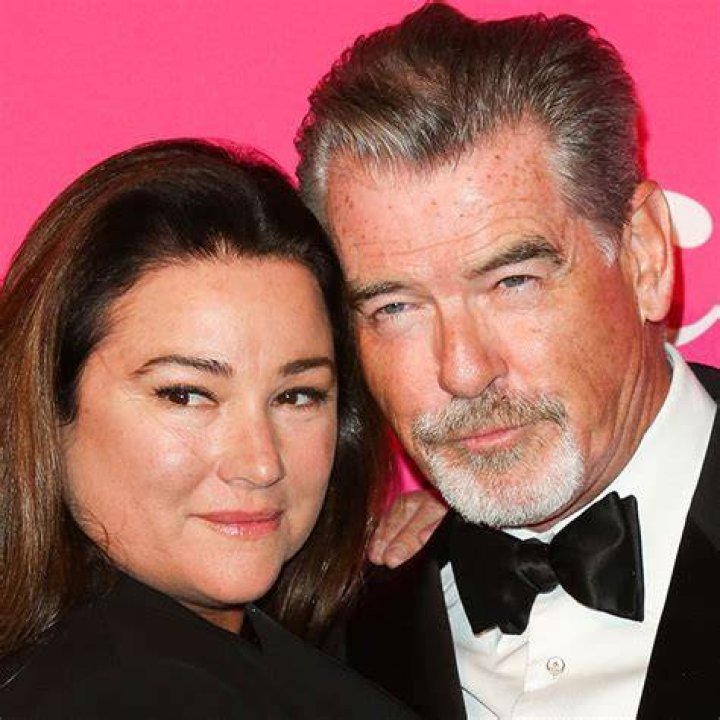 Unforgettable Connections: The Remarkable Bond Between Keely Smith and Pierce Brosnan