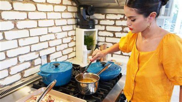 Unleashing Your Inner Chef: The Chef Curry Costume Experience