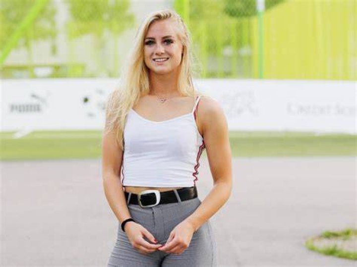 Unraveling Alisha Lehmann's Relationships: A Deep Dive