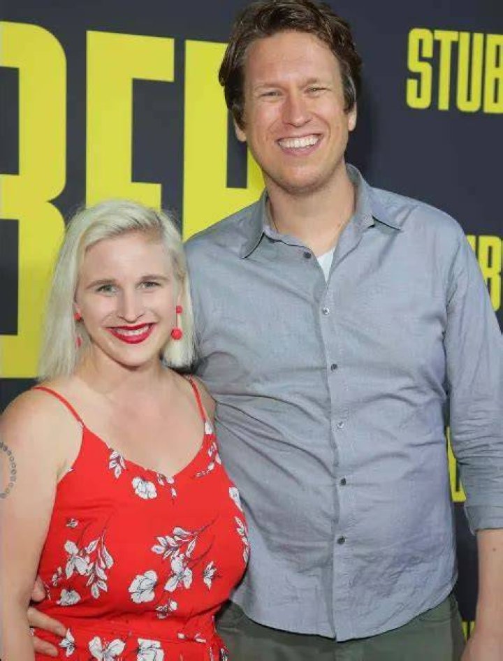 Unraveling the Life of Pete Holmes' First Wife: A Journey Through Love and Laughter