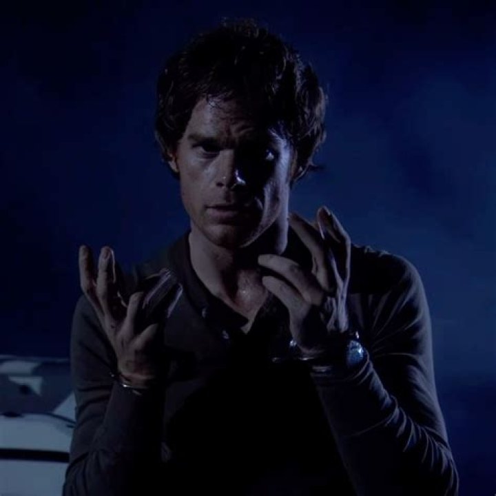 Unraveling the Mystery: How Tall is Dexter Morgan?