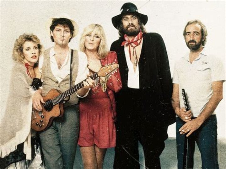Unraveling the Mystery: Is Lindsey Buckingham Still Married?
