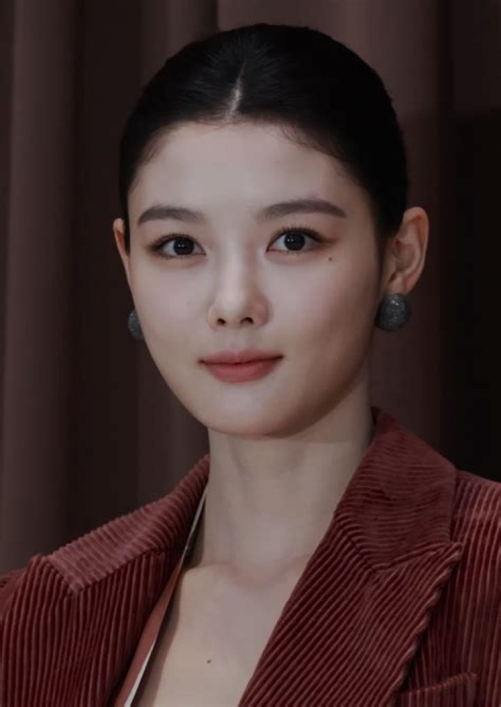 Unraveling the Mystery of Kim You Jung's Height