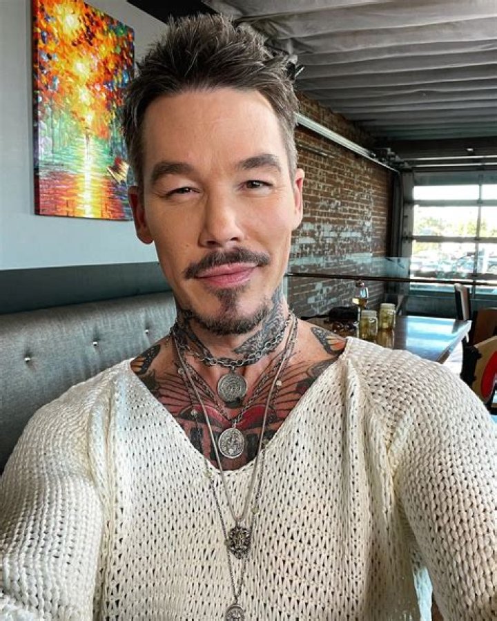 Unveiling David Bromstad's Partner: A Journey Through Love and Life