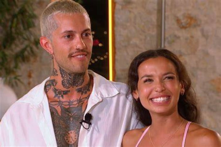 Unveiling Jackie Young's Partner: Love and Support Behind the Star