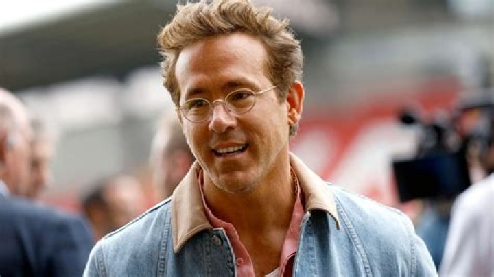 Unveiling the Charismatic Ryan Reynolds Height: A Closer Look