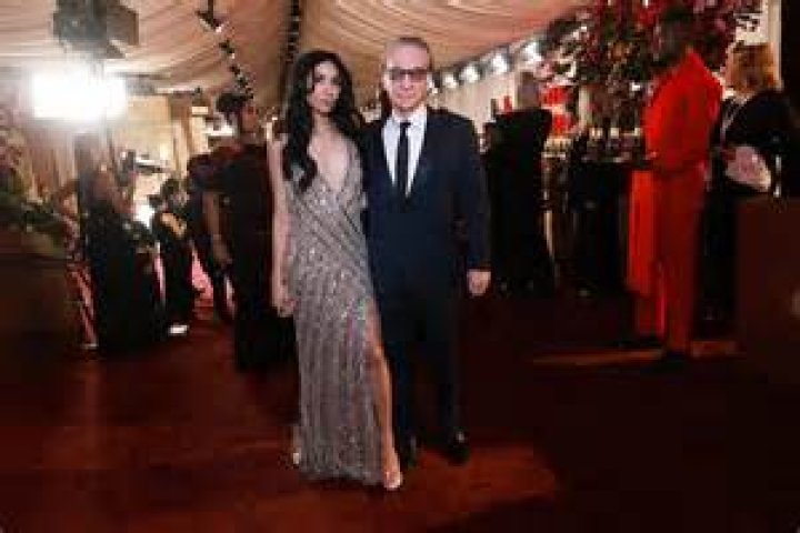 Unveiling the Mystique of Bill Maher’s Relationship: A Look at Wife Pics