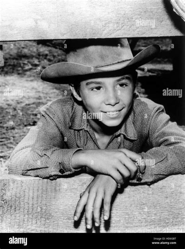 Unveiling the Personal Life of Johnny Crawford from The Rifleman